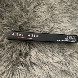 New Anastasia Beverly Hills Brow Wiz
